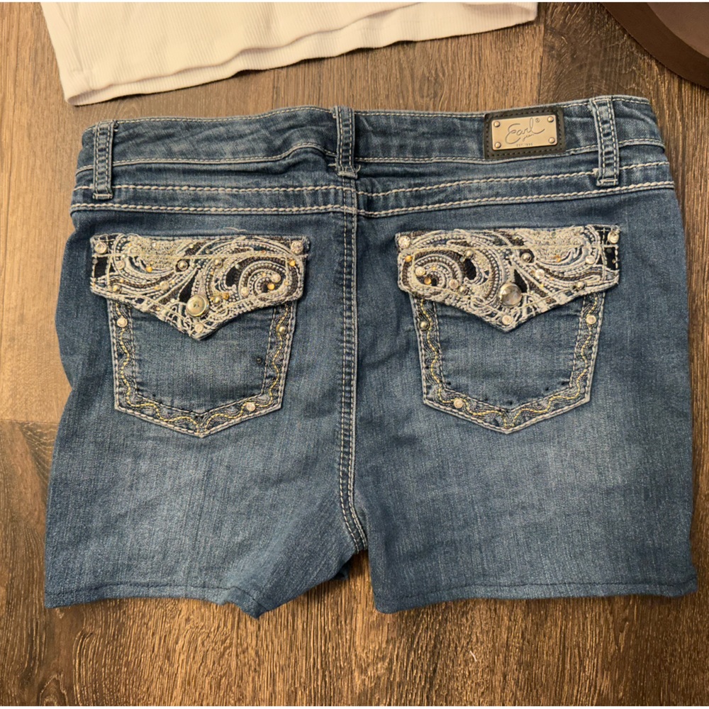 Y2k earl jeans shorts full of bling 💍 size6 - Picture 5 of 8